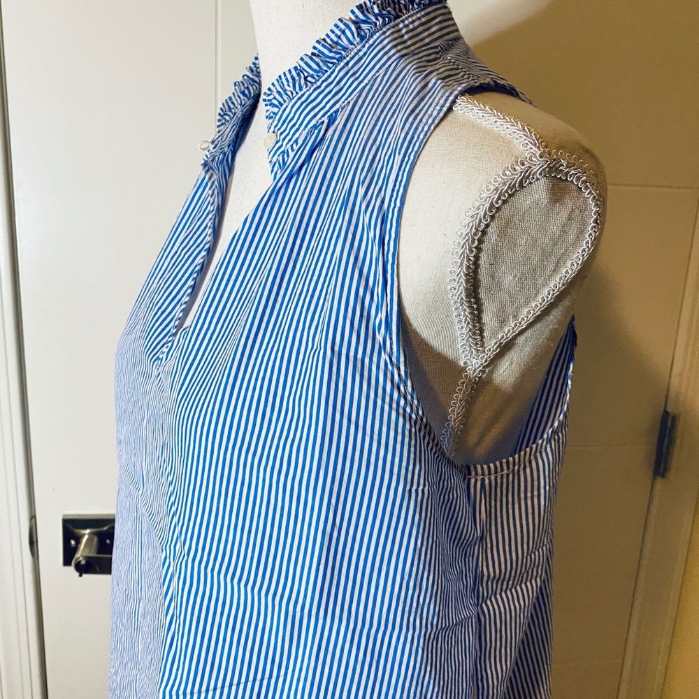 J Crew Ruffle Top - Picture 2 of 3